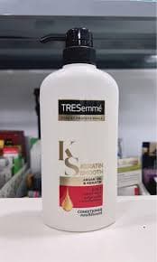 Dầu Xả Treseme 370g Thái Đỏ.