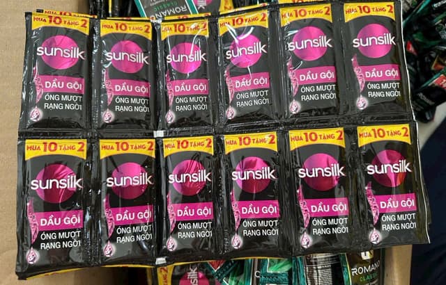 Dây Dầu Gội SunSilk Đen dây 10+2. ( Thùng 84 dây )