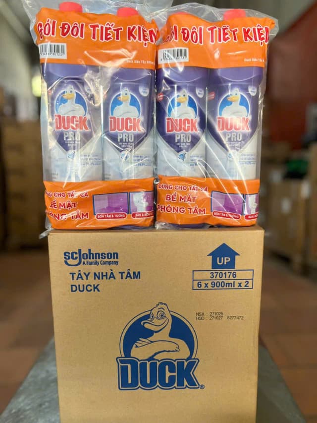 Tẩy vịt vuông Duck 900g Hàng Công Ty
