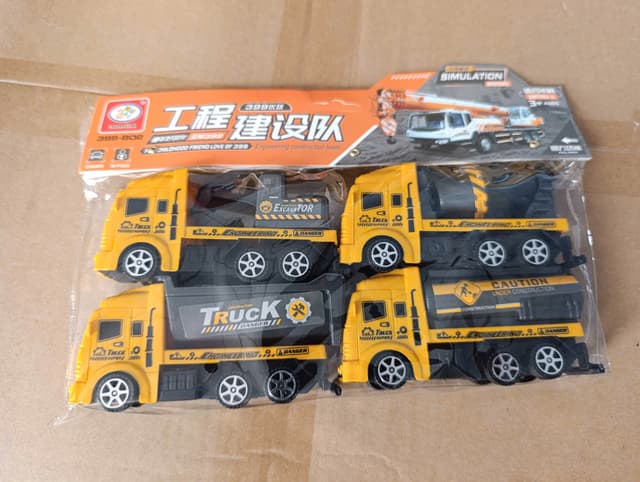 Túi 4 xe Truck vàng