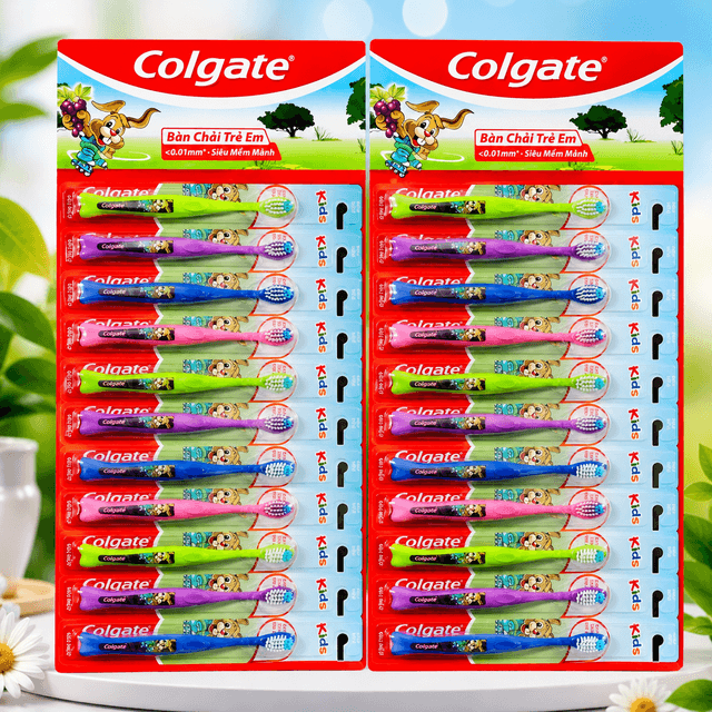 Vỉ 12 bàn chải Colgate Em bé Kids